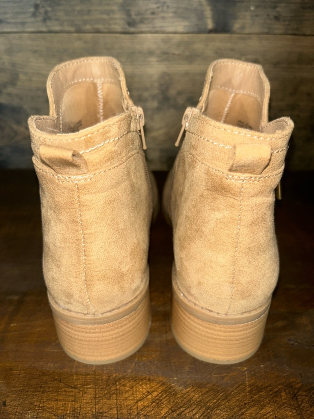 NWOT LC Lauren Conrad Suede Ankle Boots - Picture 3 of 9